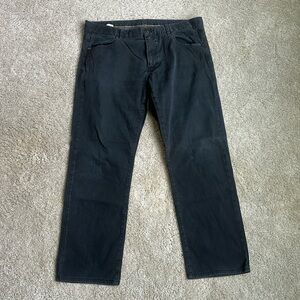 HUGO BOSS Men’s Designer Dark Grey Pants with Special Finishing. Size 38/34.